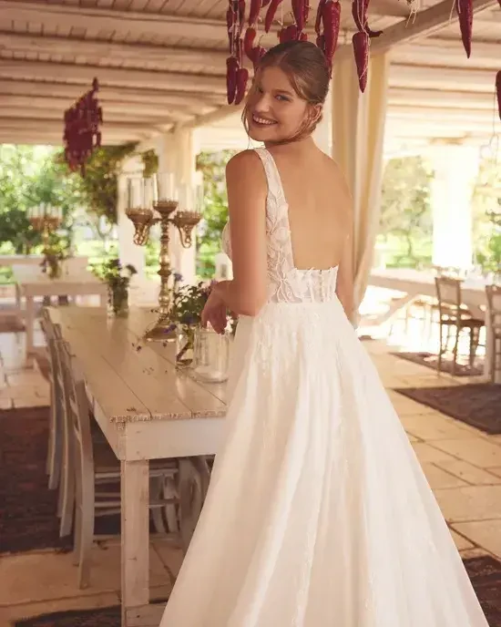 Destination Wedding Dresses: Light, Breezy &amp; Travel-Friendly Image