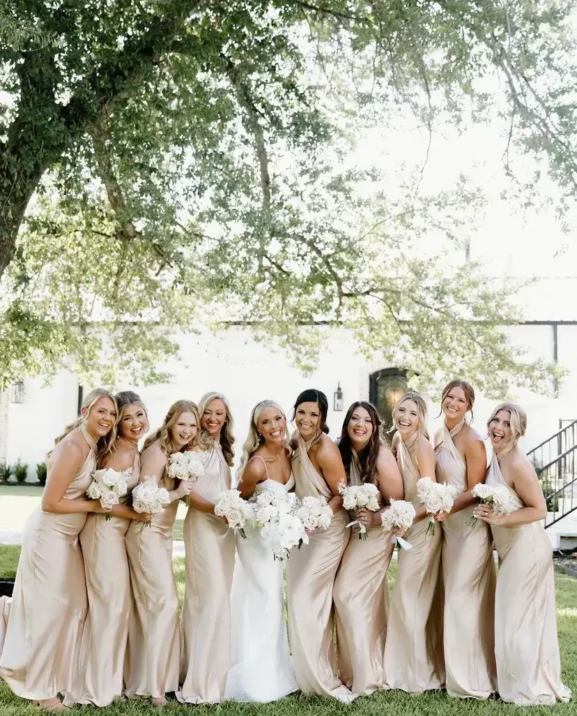 Gallery Image #slidesGrid24