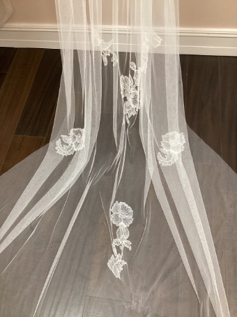 Malis Henderson Style: V5952-98 #0 default Ivory thumbnail